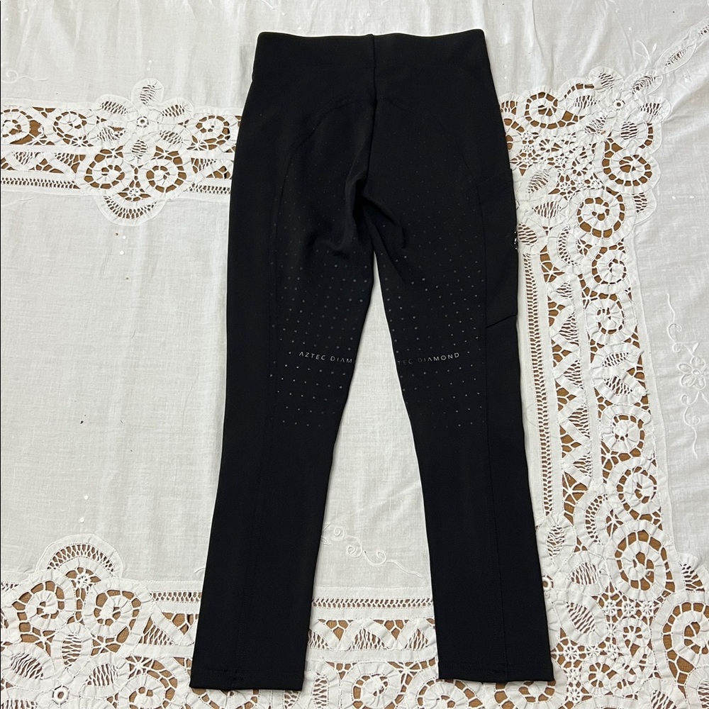 Aztec Diamond youth ages 8-9 full seat leggings - Picture 3 of 7